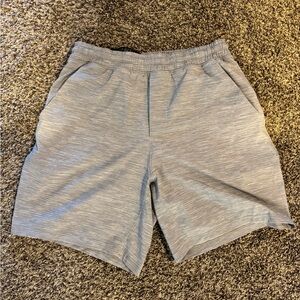 Lululemon Men’s Pace Breaker Shorts, Lined, heather grey, small, 7in inseam